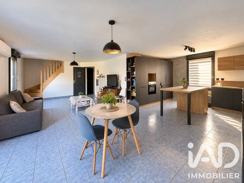 Maison 5 pièces 135 m² · à Lambres-lez-Aire · 135 m² · 271 500 €