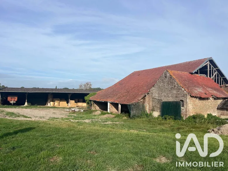 Maison 10 pièces 850 m² · à Cuigy-en-Bray · 850 m² · 115 000 €