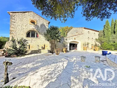 Mas in Uzès (30700)