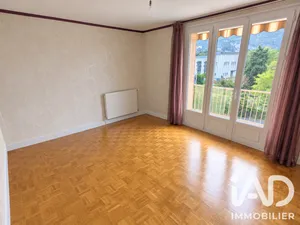 Apartment in Échirolles (38130)