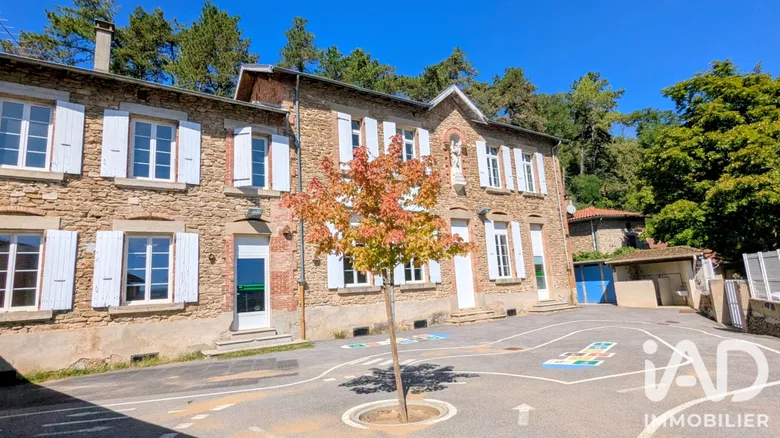 Immeuble 400 m² · à Charmes-sur-l'Herbasse · 400 m² · 263 000 €
