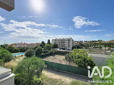 Apartment in Antibes (06600)