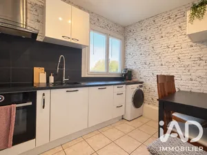 Apartment in Rillieux-la-Pape (69140)