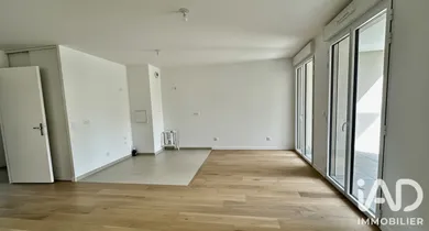 Apartment in Le Plessis-Robinson (92350)