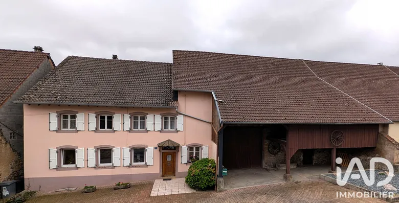 Maison 5 pièces 179 m² · à Hangviller · 179,2 m² · 135 000 €