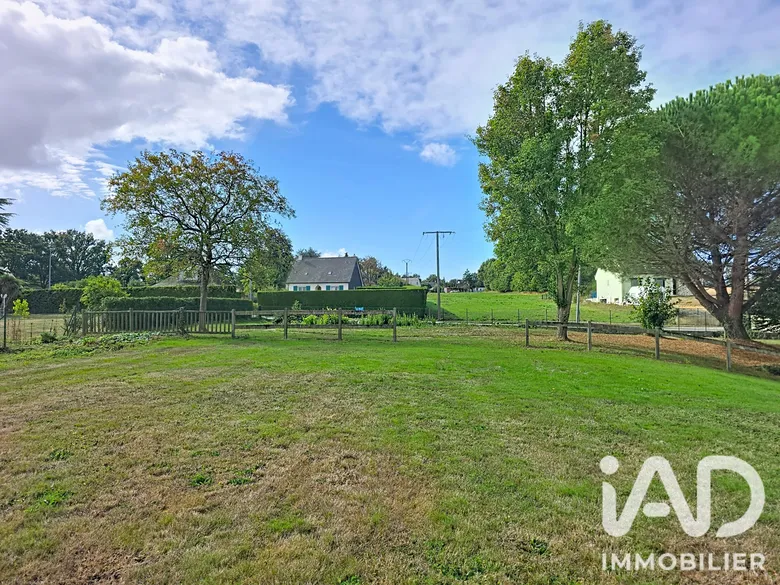Terrain à bâtir à Montreuil-sous-Pérouse (35500) · 93 000 €