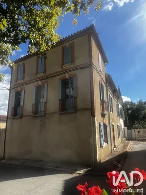 Townhouse in Saint-Paul-Cap-de-Joux (81220)