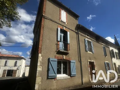 Townhouse in Saint-Paul-Cap-de-Joux (81220)