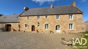 Manor in Trévou-Tréguignec (22660)