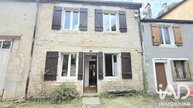 House in Arc-en-Barrois (52210)