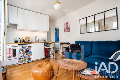 Apartment in Paris (75017)