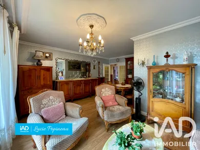 Apartment in Fresnes (94260)