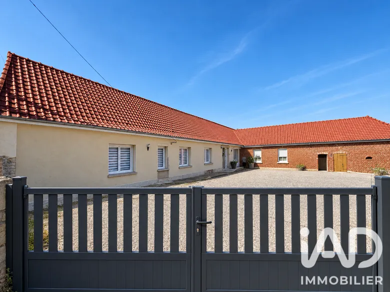 Maison 6 pièces 160 m² · à Vaudringhem · 160 m² · 340 000 €