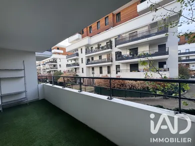 Apartment in Drancy (93700)