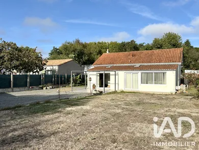 Maison à Cugand (85610)
