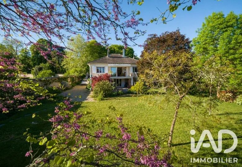 Maison 7 pièces 175 m² · à Chartrettes · 175 m² · 729 000 €