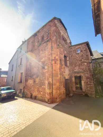 Maison de village à Clairvaux d'Aveyron (12330)