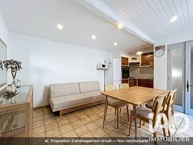 Village house in Pézenas (34120)