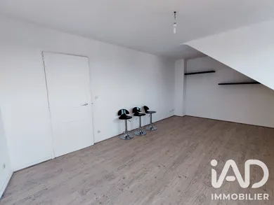 Apartment in Saint-Pierre-des-Corps (37700)