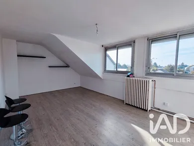 Apartment in Saint-Pierre-des-Corps (37700)