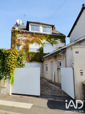 Apartment in Saint-Pierre-des-Corps (37700)