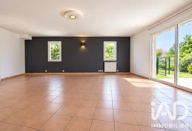 Maison traditionnelle à Valensole (04210)