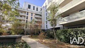 Apartment in Colombes (92700)