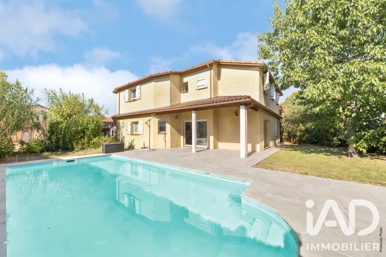 Maison 7 pièces 232 m² · à Saint-Alban · 232 m² · 475 000 €