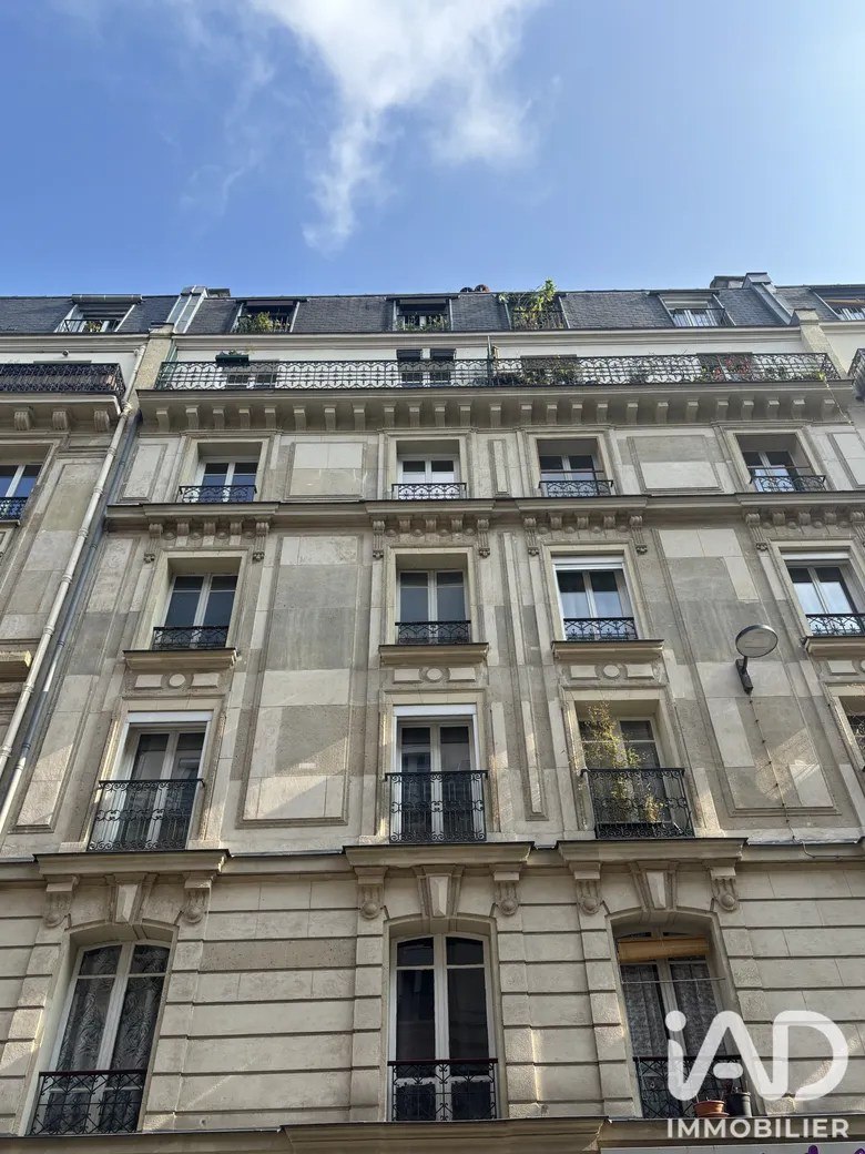 Appartement 2 pièces 32 m² · à Paris · 31,6 m² · 272 000 €