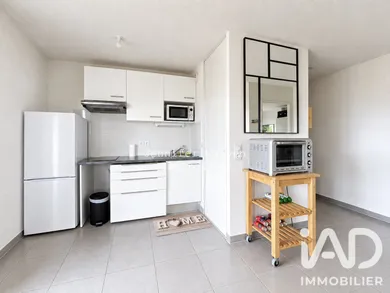 Apartment in Pompignac (33370)