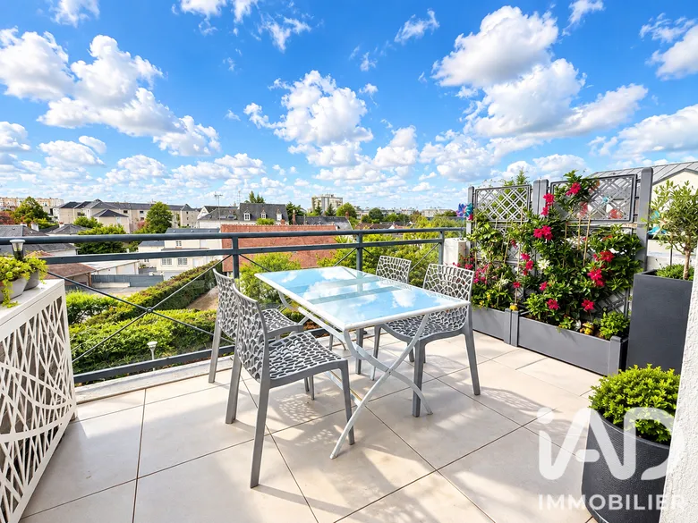 Appartement 5 pièces 102 m² · à Saint-Jean-le-Blanc · 102 m² · 287 000 €