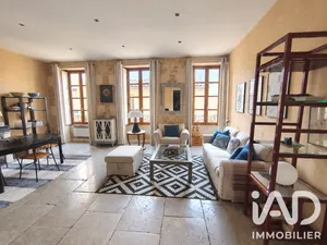 Apartment in Nîmes (30000)