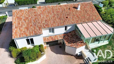Maison à Neuville-de-Poitou (86170)