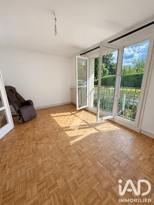 Apartment in Antony (92160)