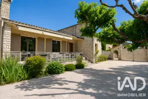 Maison traditionnelle à Taillades (84300)