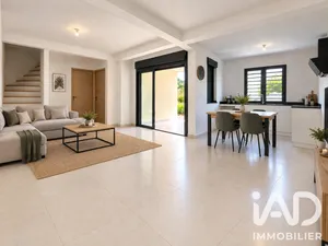 Maison à Saint-Pierre (97410)
