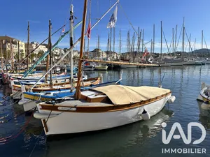 Apartment in Sanary-sur-Mer (83110)