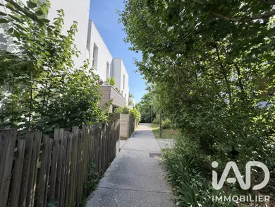 Duplex à Palaiseau (91120)
