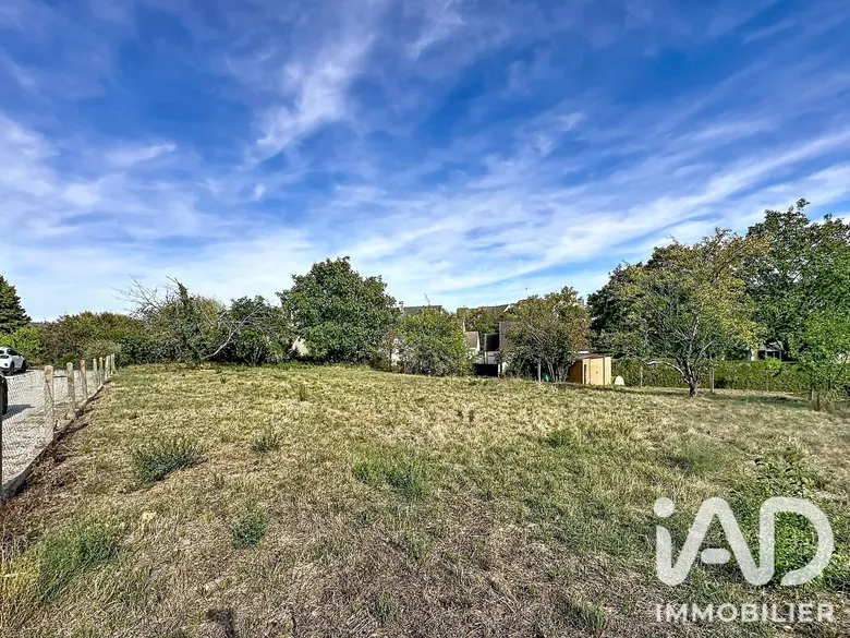 Terrain à bâtir à Amilly (45200) · 56 000 €