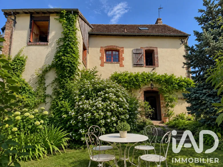 Maison 6 pièces 128 m² · à Longny les Villages · 127,5 m² · 135 000 €