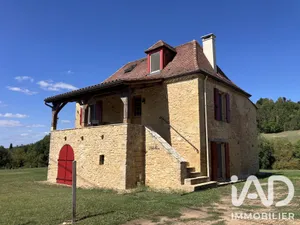 Maison de campagne à Coux et Bigaroque-Mouzens (24220)