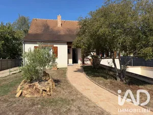 Maison traditionnelle à Leudeville (91630)