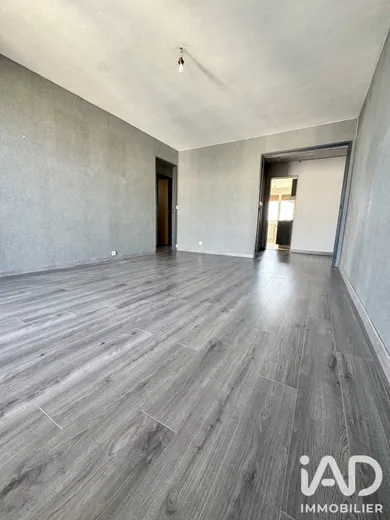 Apartment in Drancy (93700)