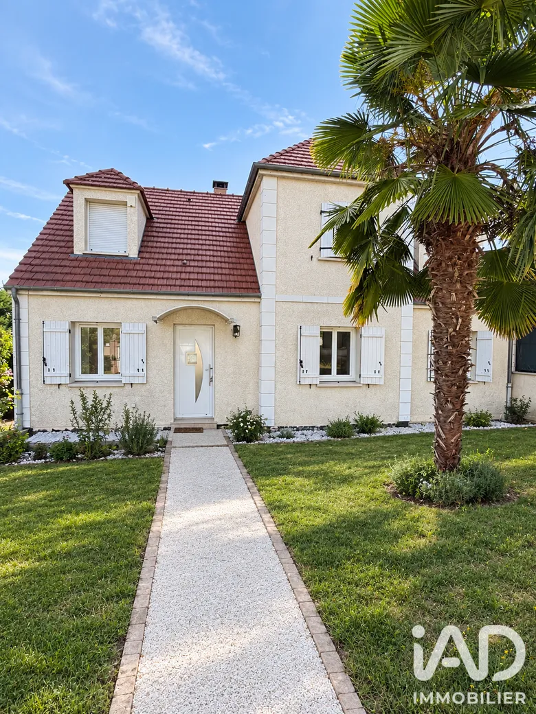 Maison 7 pièces 220 m² · à Dammartin-en-Goële · 220 m² · 469 000 €