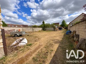 Terrain à bâtir à Véron (89510)
