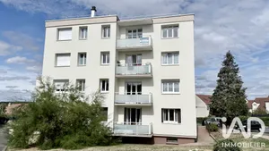 Apartment in Saint-Thibault-des-Vignes (77400)
