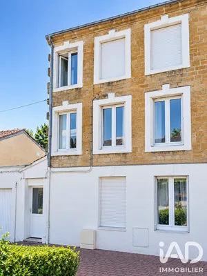 Immeuble à Charleville-Mézières (08000)