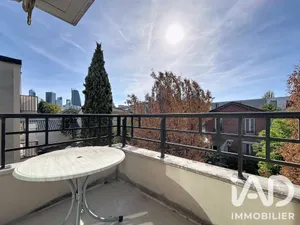 Apartment in La Garenne-Colombes (92250)