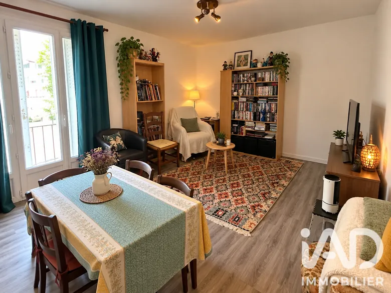 Appartement 2 pièces 44 m² · à Parthenay · 44 m² · 65 000 €