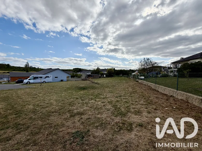 Terrain 1023 m² · à Bouzonville · 80 000 €